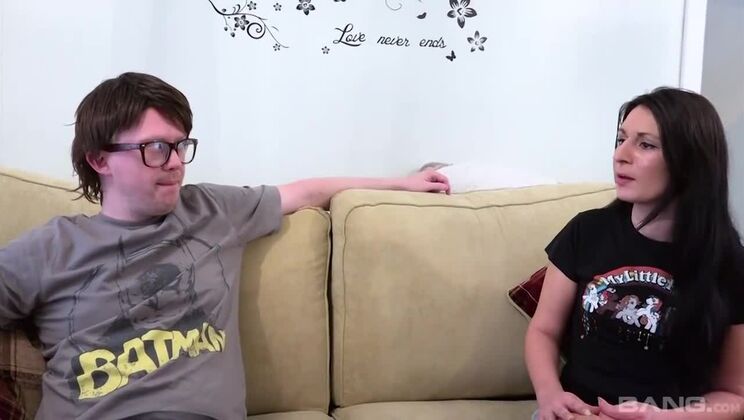 Brunette Sophie Garcia Deepthroats and Takes Facial