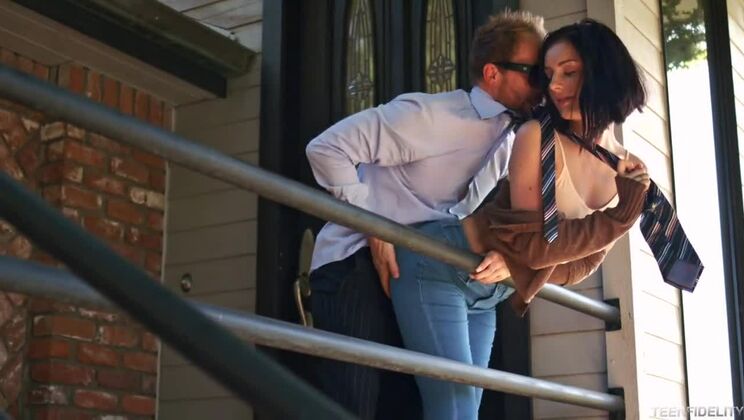 Brunette Amanda Aimes deepthroats Ryan Madison in rough outdoor sex