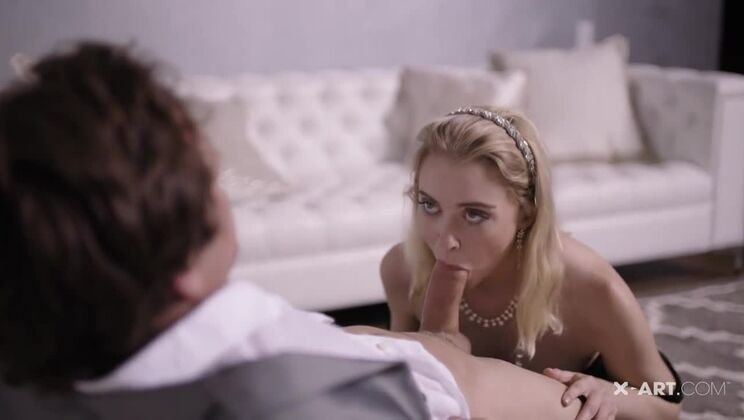 Sexy Young Chloe in Couture Handjob Action