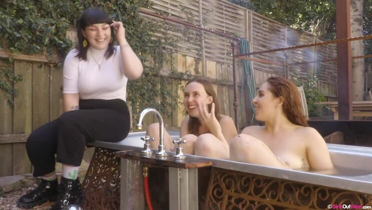 Nova G and Olive G Lesbian Outdoor Sex