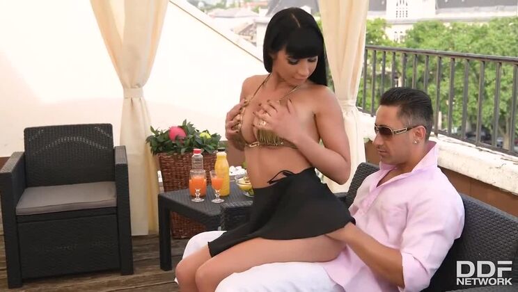 Valentina Ricci's Cabana: A Fantasy Come True