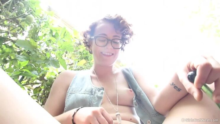 Rosie's POV Squirt Backyard Fun