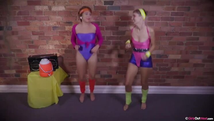 Brunette Beauties Ray Ripley Lesbian