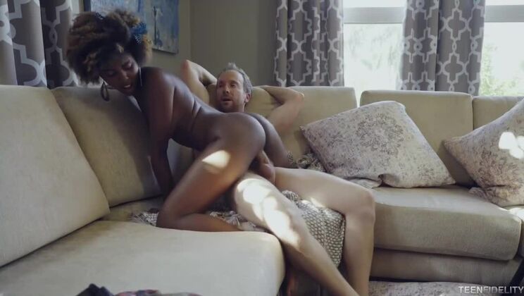 Creampie Pleasure with Daizy Cooper