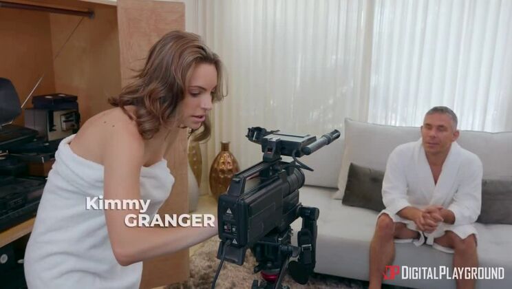 Kimmy Granger Introduces Herself to the Neighbors: Episode 3 - 20.9.2019