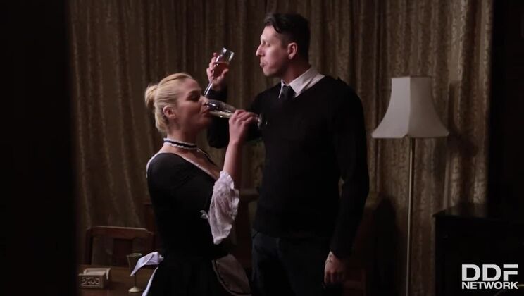 Blonde MILF Cathy Heaven's Big Tits Fucking