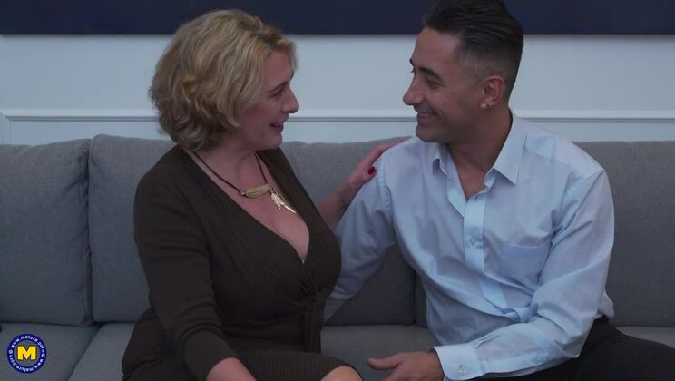 Camilla C's Mature Anal, Squirting, and Creampie Encounter