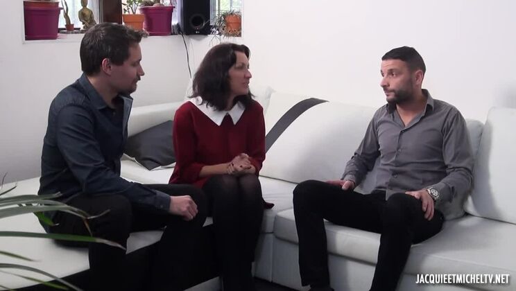 Brunette MILF Leonie in Tattooed Ecstasy