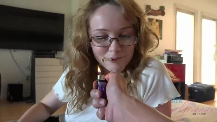 Nikole Nash Gets Creamy - Amateur Blonde Bombshell