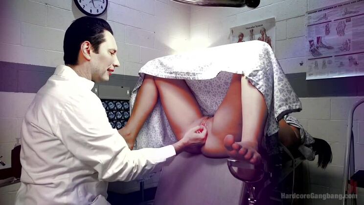 Roxy Raye’s Gangbang - Anal, DP & Gaping