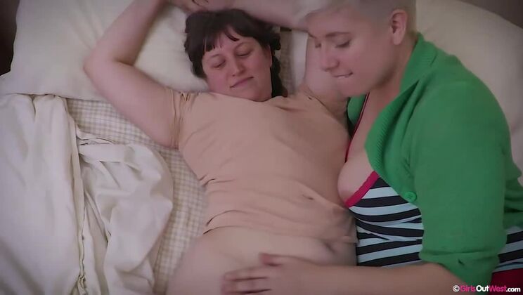 Charlee and Violette Cuddling Big Tits Anal