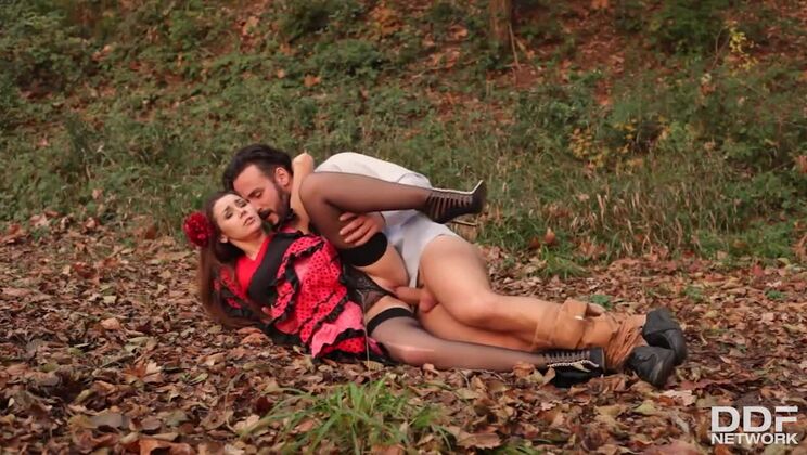 Woodland Wickedness: Stacy Snake in Lingerie and Heels