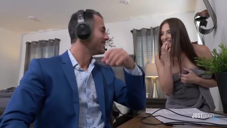 Aubree Valentine in Jaw-Dropping XXX Video HD