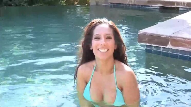 Young Lone Nudist Girl Exposed