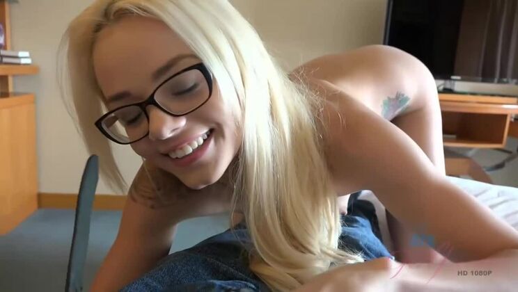 POV Creampie with Elsa Jean, So Tempting