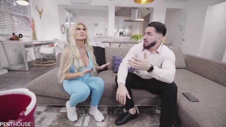 Hot Blonde Housekeeper Casca Akashova Takes a Facial