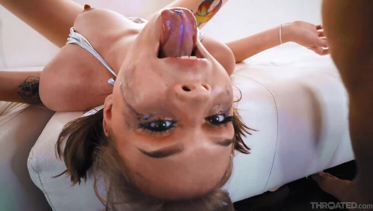 Elle Loveland's Facial Cumshot
