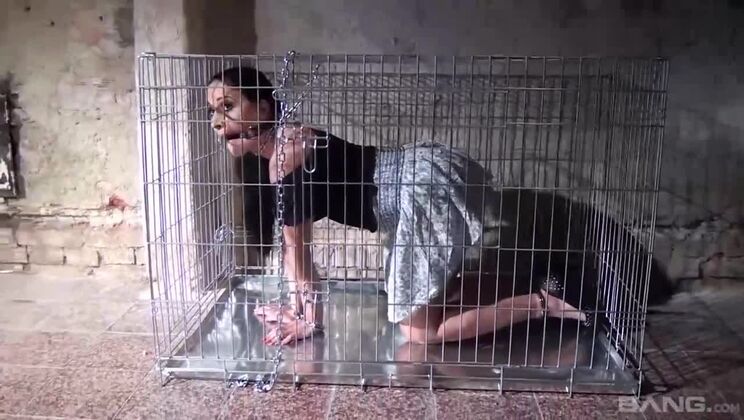 Busty Clair Brooks in Fetish Sex Play