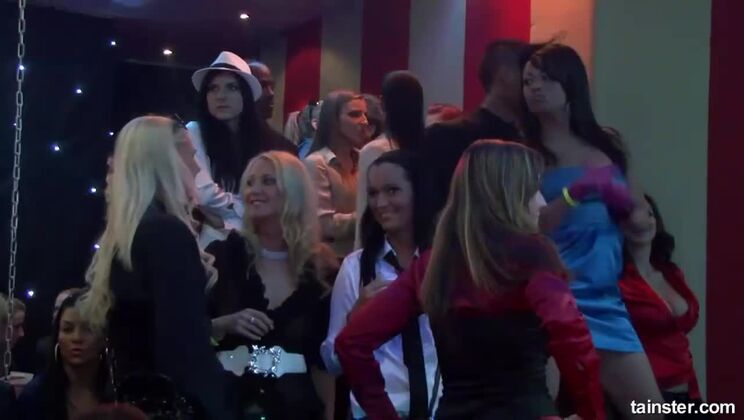 Hot Gangster Orgy - Facial & Deepthroat with Eliss Fire & Sharka Blue