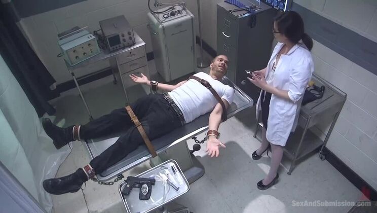 The Cop Who Loves BDSM: Casey Calvert