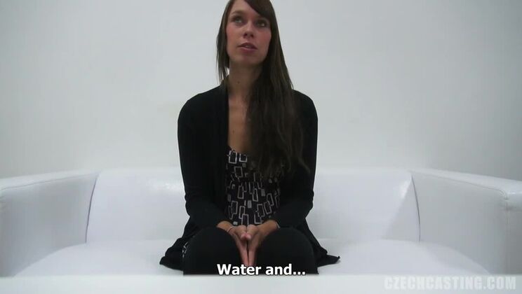 Brunette Solo Martina