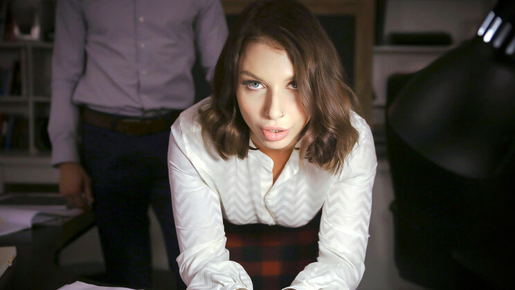 Damon Dice Fucks Her Demands Away