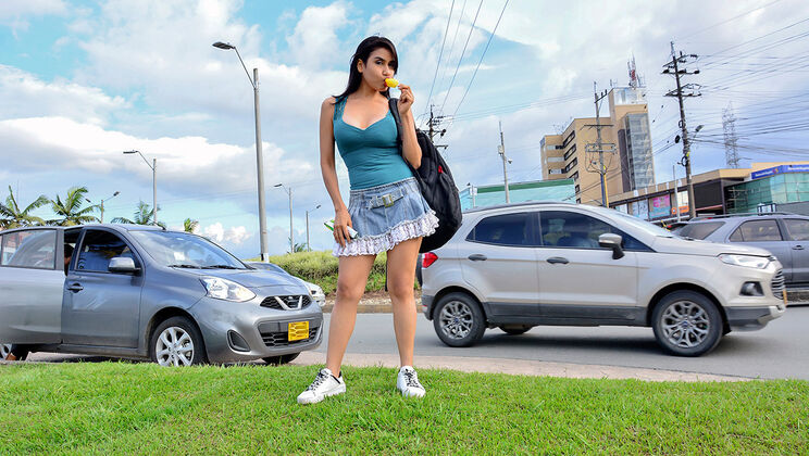 Mario Leon and Bella Dulce, Hot Wet Latina