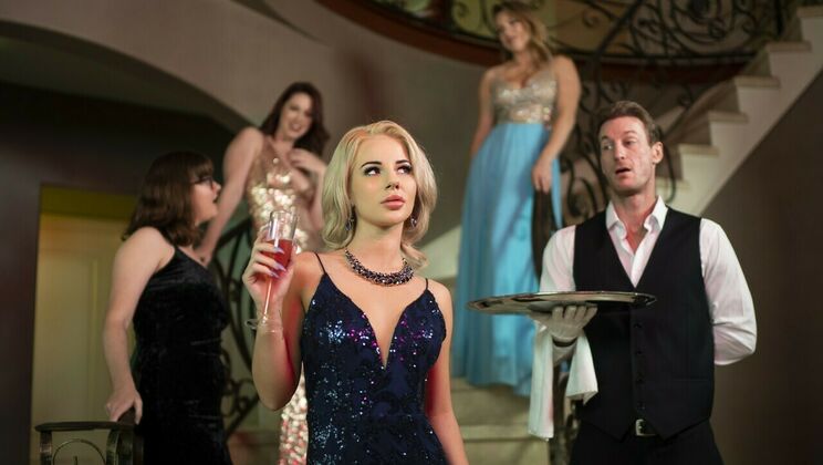 Short-Haired Blonde Sucks and Rides Ryan Mclane's Big Cock