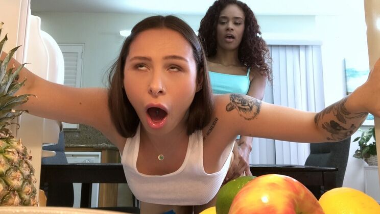 Tattooed Lesbians Strap-On Fuck: Cheating & Moaning