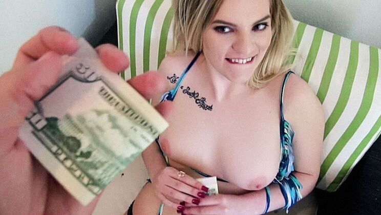 Shaved Pussy Beach Babe Gets Facial