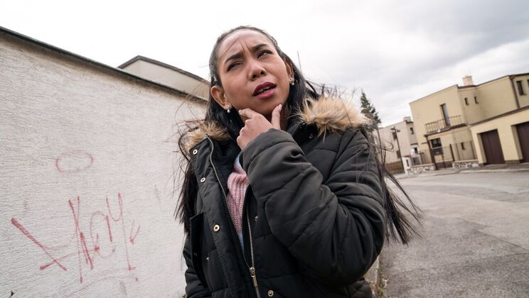 Interracial Sex With Indonesian Girl