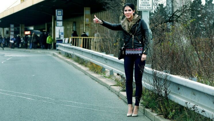 Lady Dee's On-the-Go Sex Tape