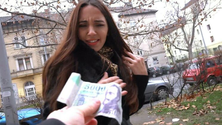 MILF Carry Cherry Shows Panties