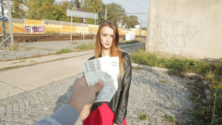 Unprotected Sex with Cumshot and Gagging