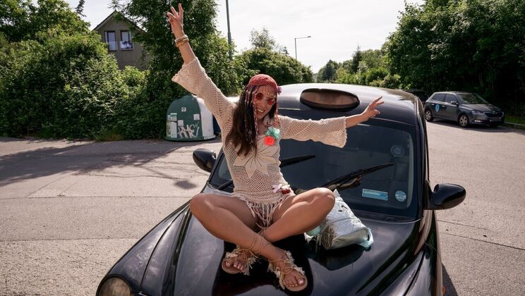 Facial for the Spanish Sex Teacher