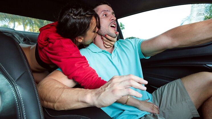 Luna Star Rides Big Cock in Car