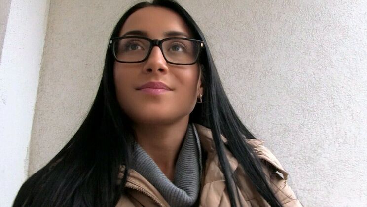 Rendezvous in the Stairwell