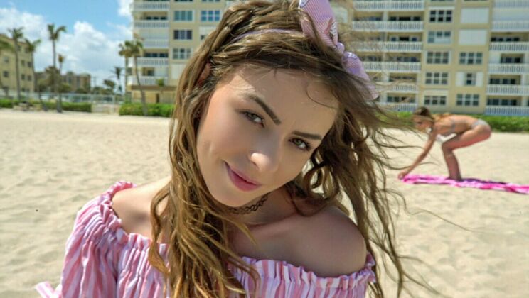 Short Haired Babe's Reverse Cowgirl