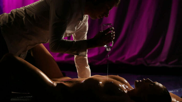 Hardcore Massage Sex with Nicole