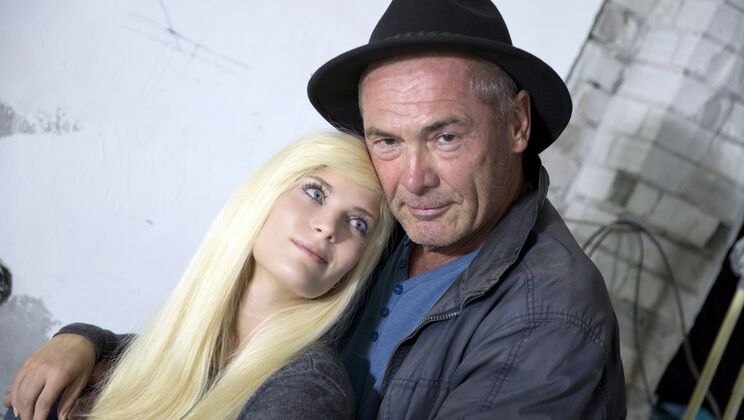 Delicious Pussy and Deepthroat with Nico