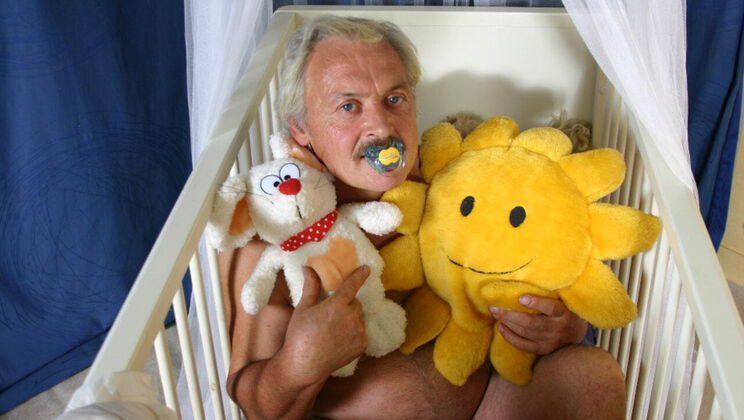 Baby Boy Gets Fucked in Bikini