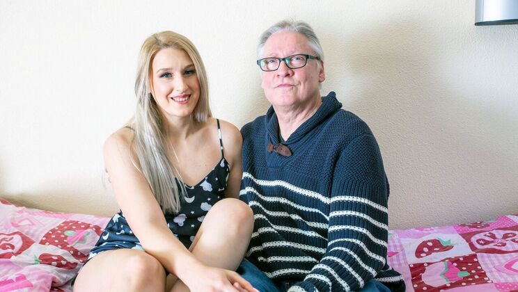 Close Up of Teacher's Pussy Licking