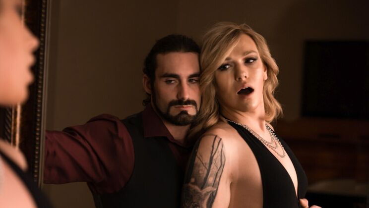 TS Blondes Get Naughty in Scene 3