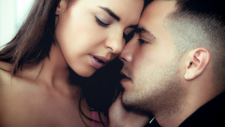 Story of Us: Passionate Encounter (2017)