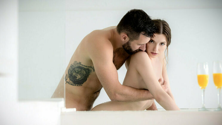 Julietta's Nipples and Feet Get Attention