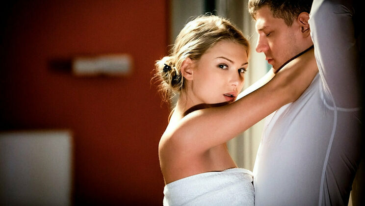 Michael Fly's Czech Close-Up Encounter