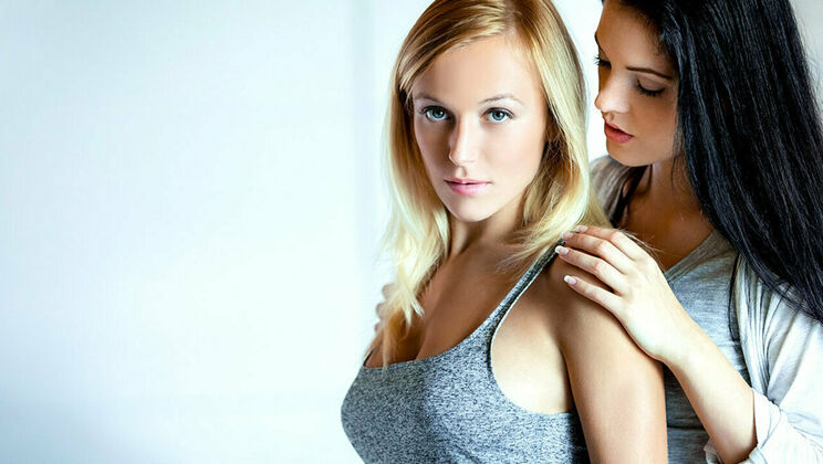 Ukrainian Beauties Enjoy Beautiful Sex