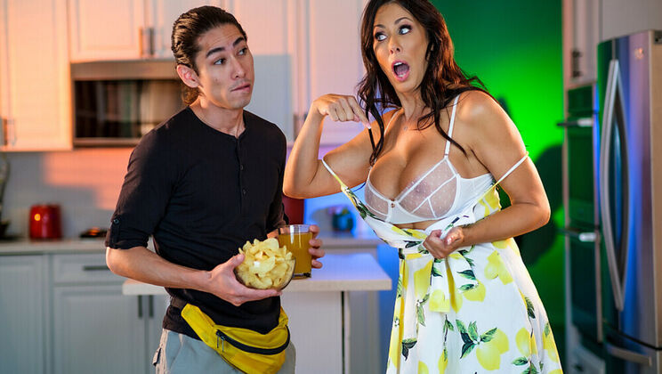 Big tit MILF Reagan Foxx fucks a young athlete