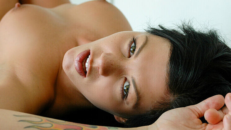 Veronica Stone and Jezebelle Bond Get Fucked by Kyle Moore in Class