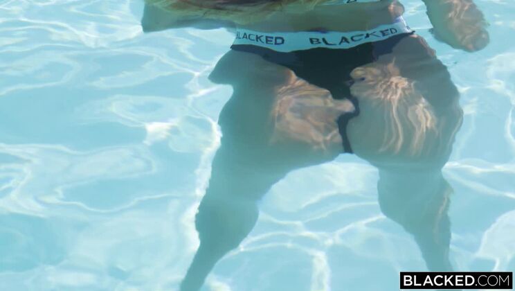 Brunette Bombshell Gianna Dior in MMF Spit Roast